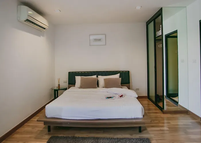 The Box Aparthotel